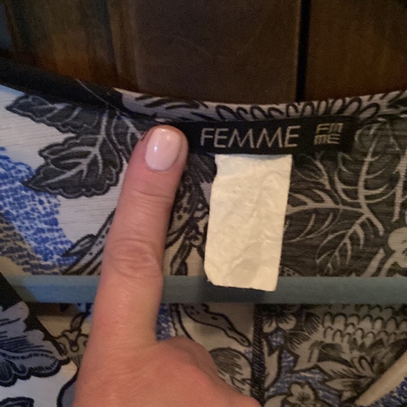 FEMME flowery cache-coeur blue and black dress Size L - Picture 2 of 3